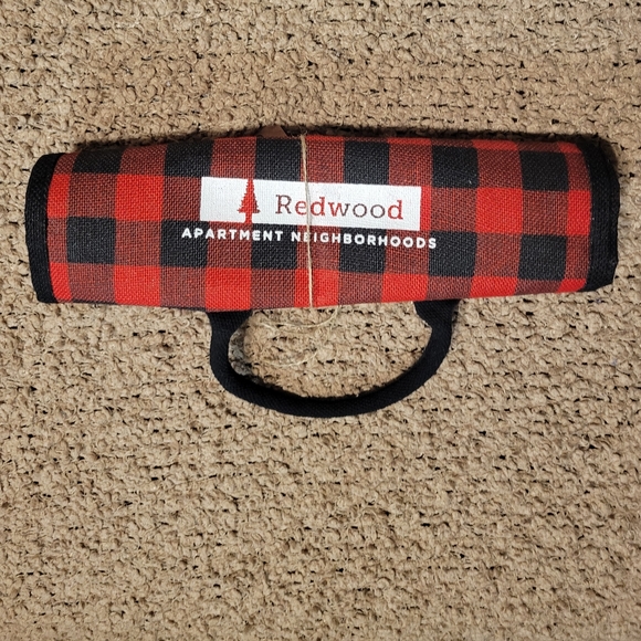 REDWOOD APARTMENT NEIGHBORHOODS Tote Bag Red & Black Checker Print - Picture 2 of 4